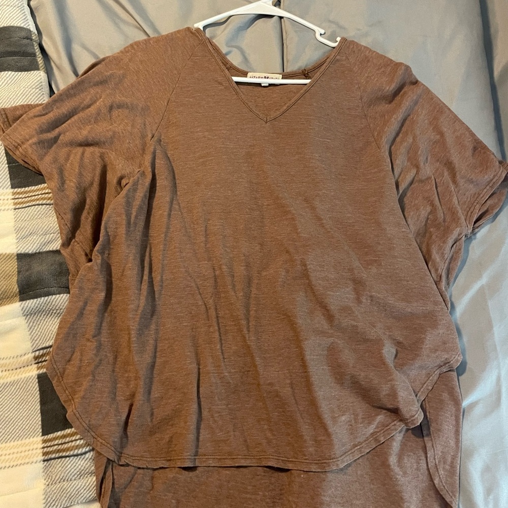 V-Neck Short Sleeve Top